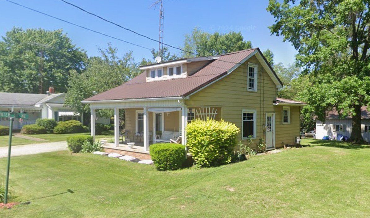 Property Image of 223 Northeast  2nd Avenue